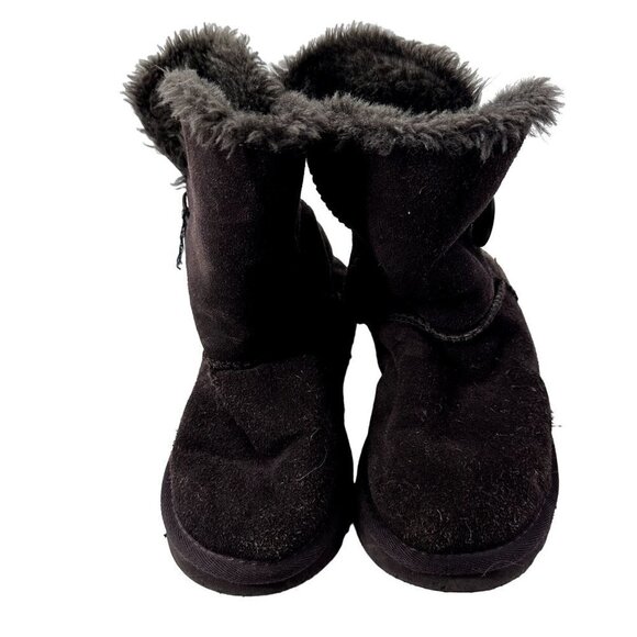 UGG Brown Low Boot Size 5 Read Description - Picture 1 of 9